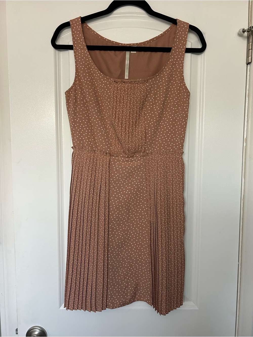 Lauren Conrad Sleeveless Polka Dot Pleated Midi Dress (6)